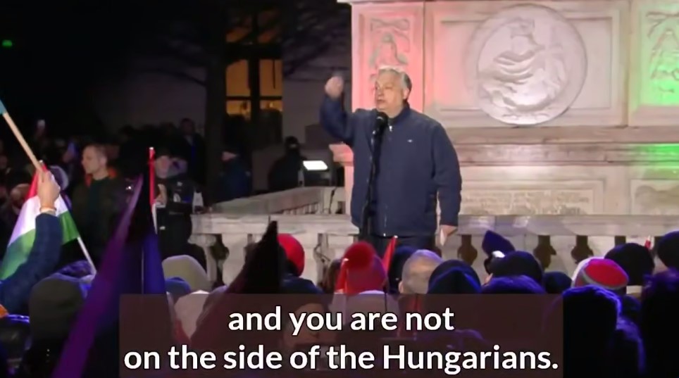 Мітинг освітав Орбана: прем'єр розлютився